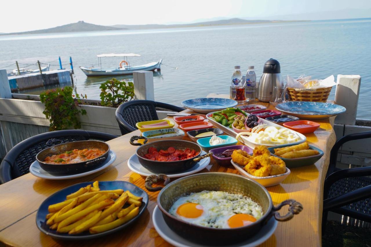 Qcunda Otel Ayvalı Exteriér fotografie